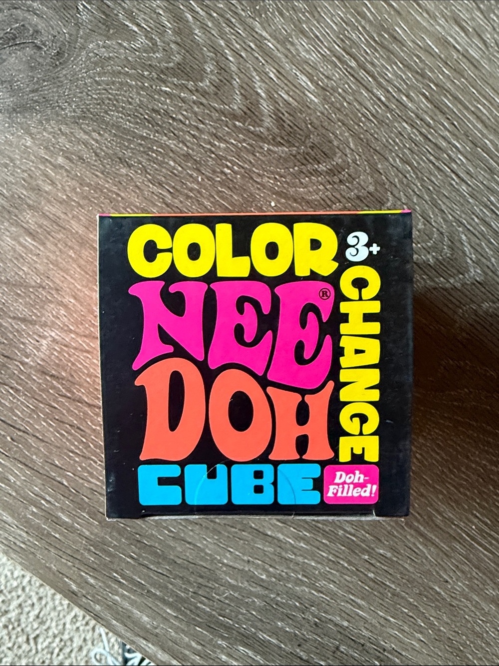 Needoh Color Changing Cube, Pink